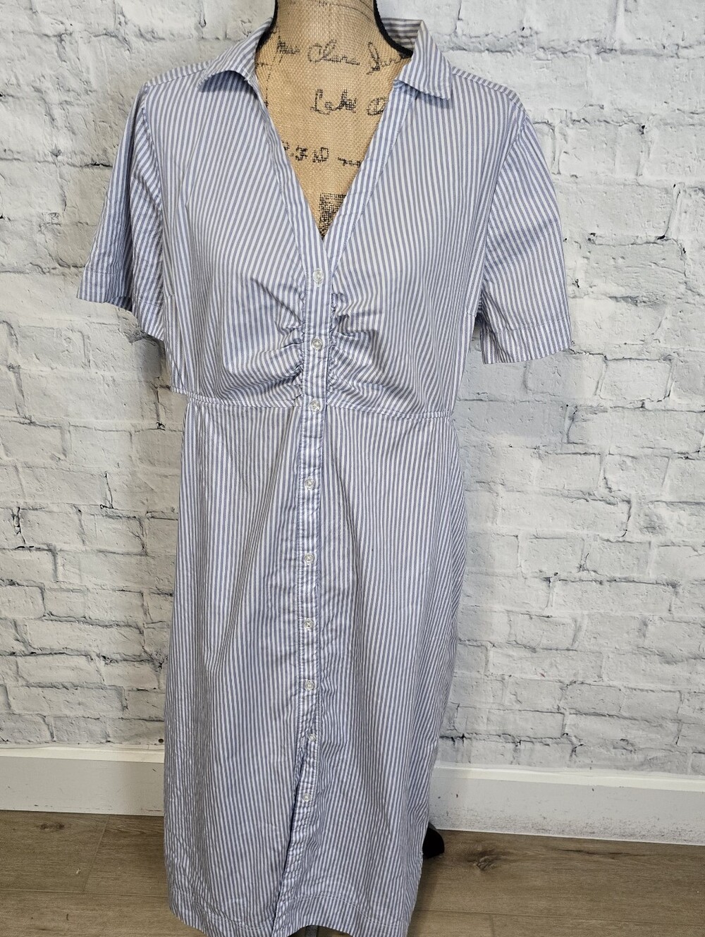 Old Navy Maxi Dress SZ XL Striped Blue Pockets Short Sleeve Cut Out Waist A6